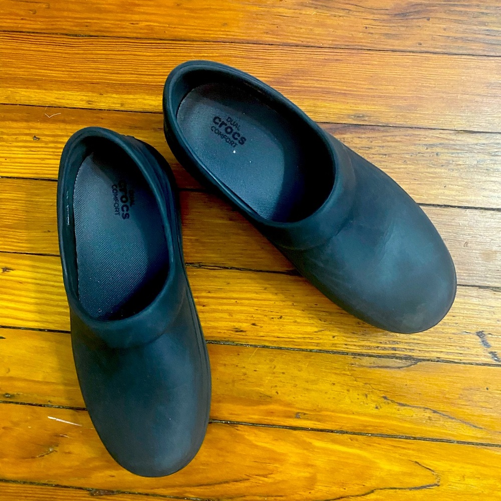 Croc clogs
